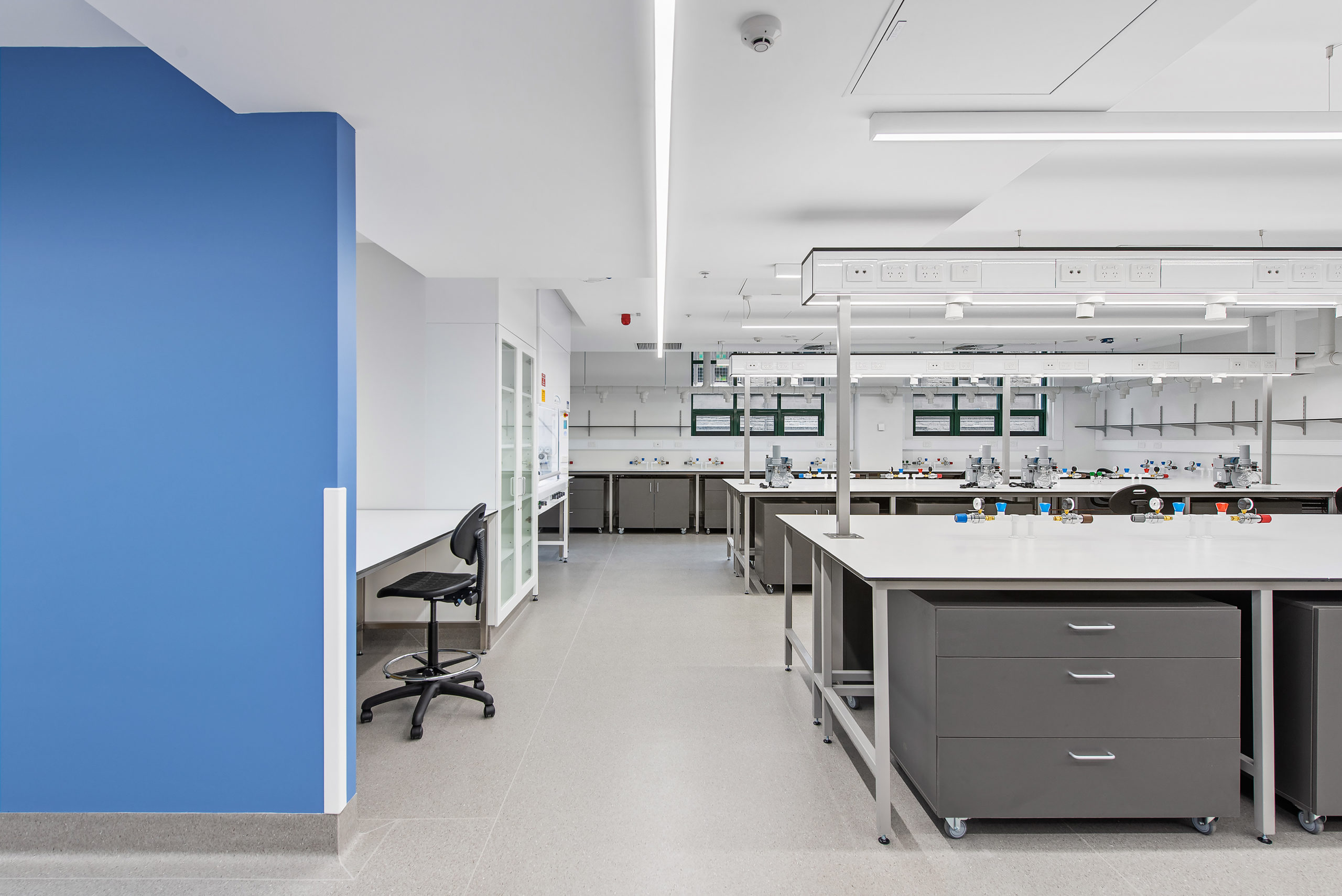 high-tech laboratory with scientific equipment, modern educational setting